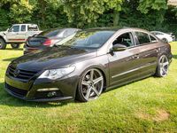 Gebraucht VW Passat Design 140 PS (102 kW) 2010 Braun Coupé