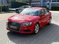 Gebraucht Audi A3 Comfort 150 PS (110 kW) 2019 Rot Limousine
