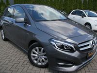 Gebraucht Mercedes B180 122 PS (89 kW) 2016 Grau Van / Kleinbus