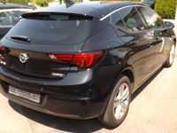 Gebraucht Opel Astra Dynamic 150 PS (110 kW) 2017 Onyx schwarz Limousine