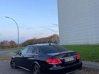 Gebraucht Mercedes E220 Edition 170 PS (125 kW) 2014 Schwarz Limousine