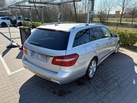 Gebraucht Mercedes E250 Avantgarde 204 PS (150 kW) 2011 Silber Kombi