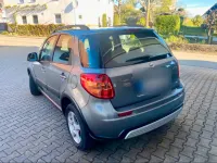 Gebraucht Suzuki SX4 107 PS (78 kW) 2009 Grau Limousine