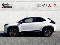 gebraucht Toyota Yaris Cross Hybrid 2WD Team Deutschland 1.5 EU6d Navi LED Appl