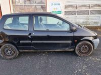 Gebraucht Renault Twingo Authentique 58 PS (42 kW) 2002 Klarlackdeckschicht schwarz Kleinwagen