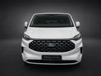 Gebraucht Ford Tourneo Custom Titanium 136 PS (100 kW) 2025 Silber Van