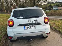 Gebraucht Dacia Duster Adventure 150 PS (110 kW) 2019 Weiß SUV