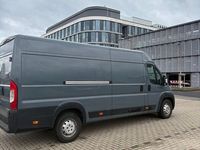 Gebraucht Opel Movano 140 PS (102 kW) 2024 Grau Van