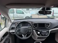 Gebraucht Dodge Grand Caravan 287 PS (211 kW) 2022 Weiß Van / Kleinbus