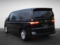 Gebraucht VW Multivan Life 150 PS (110 kW) 2025 Schwarz (deep black perleffekt) Van