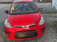 Gebraucht Hyundai i10 75 PS (55 kW) 2009 Rot Kleinwagen