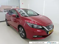 Gebraucht Nissan Leaf N-Connecta 110 kW (150 PS) 2020 Rot Kleinwagen