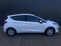 Gebraucht Ford Fiesta Trend 71 PS (52 kW) 2018 Weiß Kleinwagen