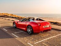 Gebraucht Ferrari 599 670 PS (492 kW) 2011 Rot Coupé