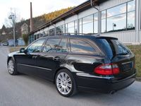 gebraucht Mercedes E280 CDI T-Modell*GLASD.*LEDER*NAVI*SPORTPAKET*