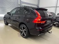 Gebraucht Volvo XC60 R-Design 197 PS (144 kW) 2020 Onyx black / metallic SUV