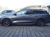 Używany Ford Focus ST-Line 155 KM (114 kW) 2023 Szary Sedan/Limuzyna