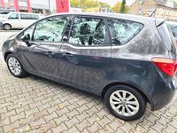 Gebraucht Opel Meriva Active 101 PS (74 kW) 2013 Grau Van / Kleinbus