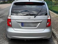 Gebraucht Honda FR-V 150 PS (110 kW) 2006 Silber Van / Kleinbus