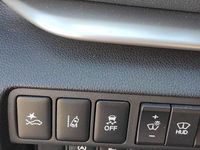 Używany Mitsubishi Eclipse Cross Diamant Edition 163 KM (119 kW) 2019 Biały SUV
