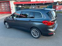 Gebraucht BMW 218 Luxury Line 150 PS (110 kW) 2018 Grau Van / Kleinbus