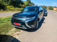 Gebraucht Mitsubishi Outlander P-HEV 224 PS (164 kW) 2021 Schwarz SUV