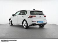 Gebraucht VW Golf VIII Style 150 PS (110 kW) 2023 Weiss Limousine