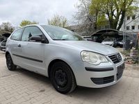 Second-hand VW Polo Trendline 60 CP (44 kW) 2008 Argintiu Hatchback