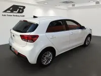 Gebraucht Kia Rio DREAM-TEAM Edition 84 PS (61 kW) 2020 Weiß Limousine
