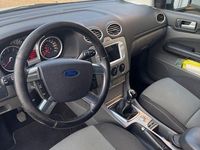 Gebraucht Ford Focus Sport 116 PS (85 kW) 2008 Grau Limousine