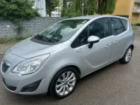 Gebraucht Opel Meriva Edition 101 PS (74 kW) 2010 Silber Van / Kleinbus
