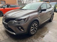 Gebraucht Renault Captur Techno 140 PS (102 kW) 2023 Grau SUV