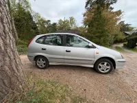 Gebraucht Nissan Almera Tino 116 PS (85 kW) 2005 Silber Van / Kleinbus