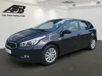 Gebraucht Kia Ceed Attract 99 PS (72 kW) 2015 Schwarz Kleinwagen