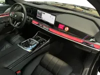 Gebraucht BMW 740 Sport Line 286 PS (210 kW) 2025 Black sapphire metallic Limousine