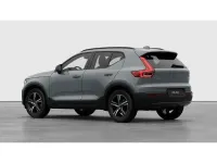 Neu Volvo XC40 Plus 163 PS (119 kW) 2026 Onyx black / metallic SUV