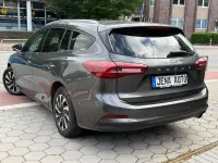 Gebraucht Ford Focus Titanium 120 PS (88 kW) 2022 Grau Kombi