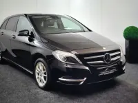 Gebraucht Mercedes B200 Night 136 PS (100 kW) 2012 Schwarz Kleinwagen