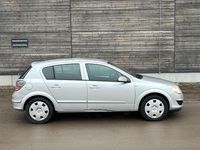 Gebraucht Opel Astra 101 PS (74 kW) 2007 Silber Limousine