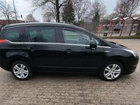 Gebraucht Peugeot 5008 Allure 156 PS (114 kW) 2014 Van / Kleinbus