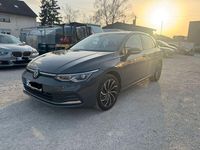 Gebraucht VW Golf VIII Active 131 PS (96 kW) 2022 Grau Limousine