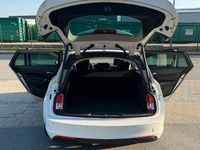 Gebraucht Opel Insignia 130 PS (95 kW) 2012 Weiß Kombi