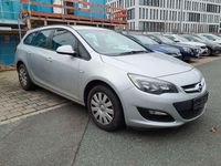 Gebraucht Opel Astra Edition 140 PS (102 kW) 2015 Silber Kombi