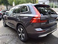 Gebraucht Volvo XC60 Plus 398 PS (292 kW) 2025 Platinum grey / metallic SUV