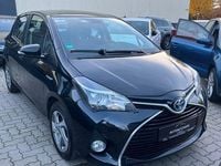 Gebraucht Toyota Yaris Hybrid Comfort 75 PS (55 kW) 2015 Schwarz Limousine