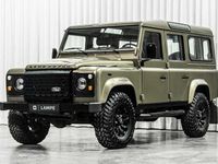 Gebraucht Land Rover Defender 122 PS (89 kW) 2009 Grün SUV