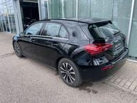 Gebraucht Mercedes A200 163 PS (119 kW) 2025 Unilack nachtschwarz Limousine