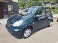 Gebraucht Toyota Yaris Verso 86 PS (63 kW) 2000 Grün Van / Kleinbus