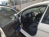 Gebraucht Ford Fiesta Celebration 75 PS (55 kW) 2017 Weiß Limousine