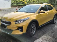 Gebraucht Kia XCeed Spirit 140 PS (102 kW) 2020 Gold SUV
